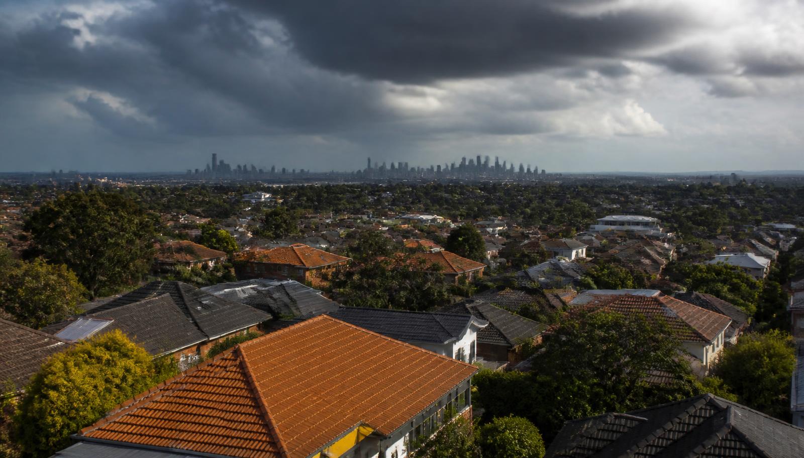 Tob — Will Australian house prices crash in 2027? Three scenarios, real numbers, and the one that nobody is pricing in